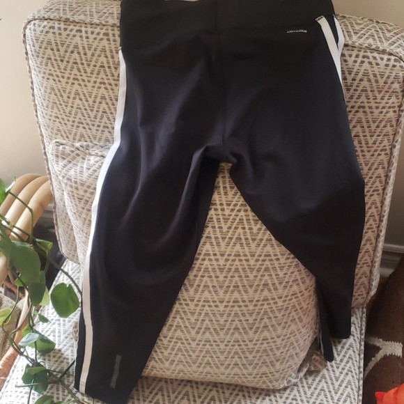2/25 Adidas leggings worn twice ☆ - Picture 2 of 2